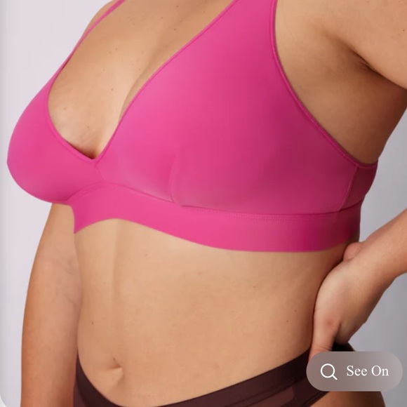 Dream Fit Plunge Bralette - ULTRA-SOFT RE:PLAY - Picture 6 of 11